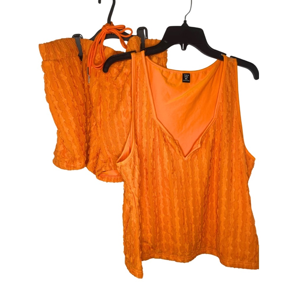 SHEIN Tank Top & Shorts Set
